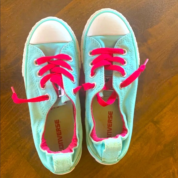 Converse girls shoe - Picture 2 of 3